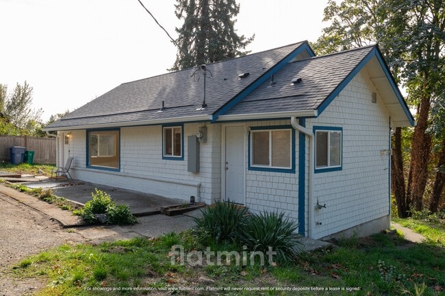 Building Photo - 6850 S 133rd St