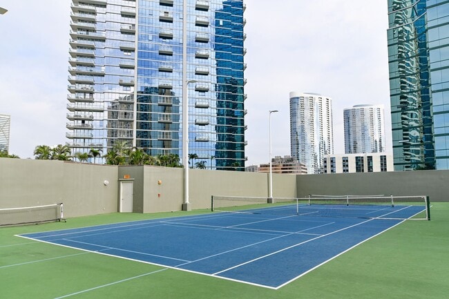 Building Photo - Fully Furnished and Spacious 2 Bedroom 2 Bath - OCEAN VIEW!