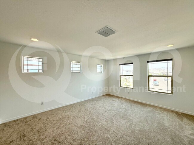 Building Photo - 11216 S 56th Ln