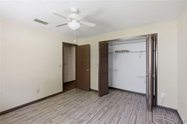 Building Photo - 3632 N Honeylocust Dr