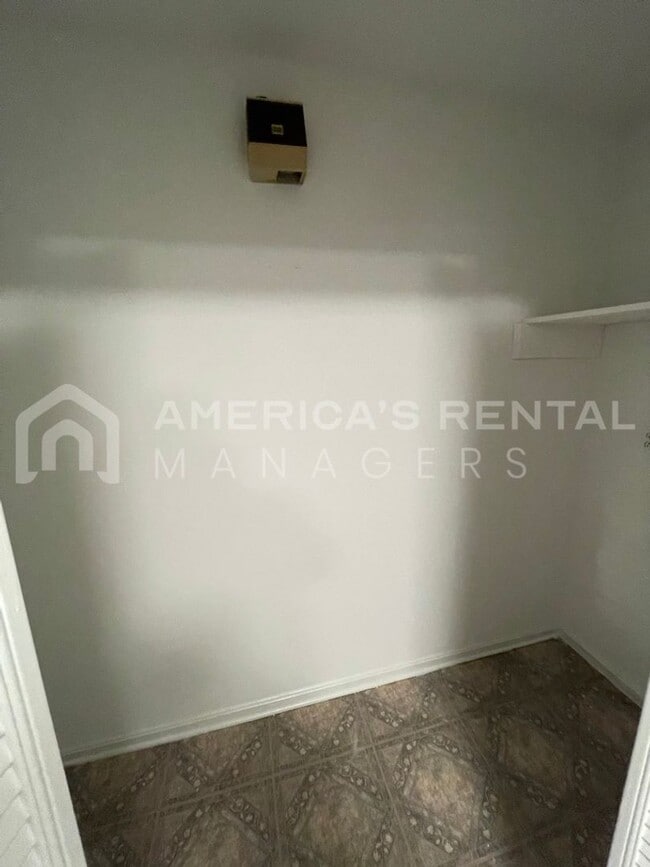 Building Photo - Great Home for Rent in Tuscaloosa, AL! AVAILABLE NOW!!