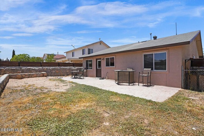 Building Photo - 12294 Tierra Brisa Dr