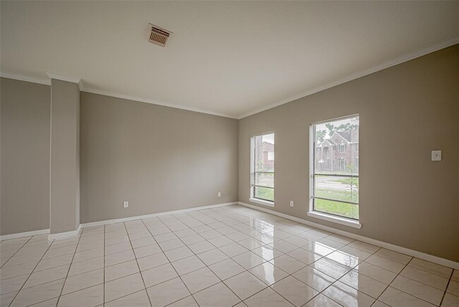 Building Photo - 215 Wood Cir Ln