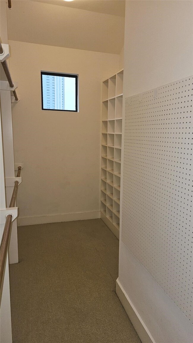 Building Photo - 2301 Camden Dr