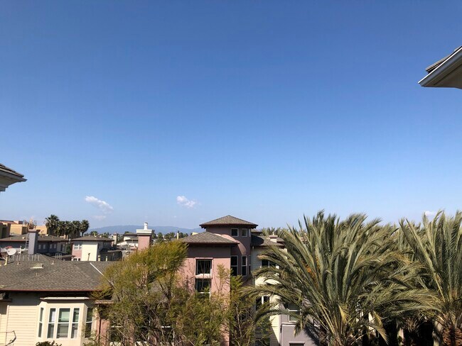 View - North Facing - 13075 Pacific Promenade