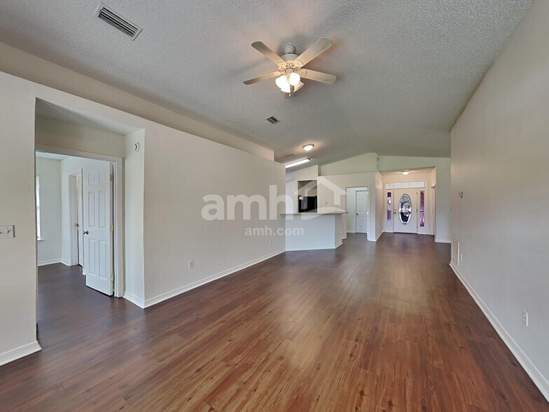 Building Photo - 7319 Bunker Ct