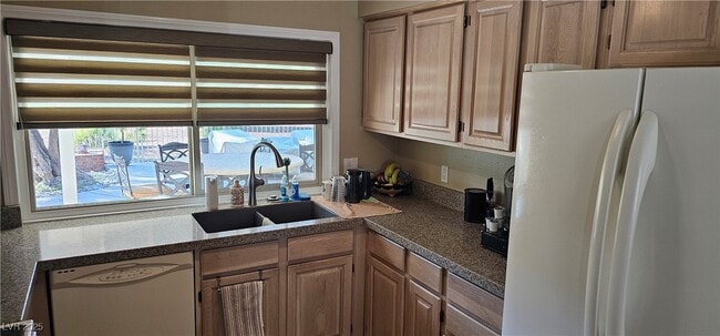 Building Photo - 3019 Bel Air Dr