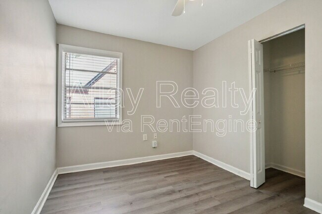Building Photo - 1770 Rogers Ave SW