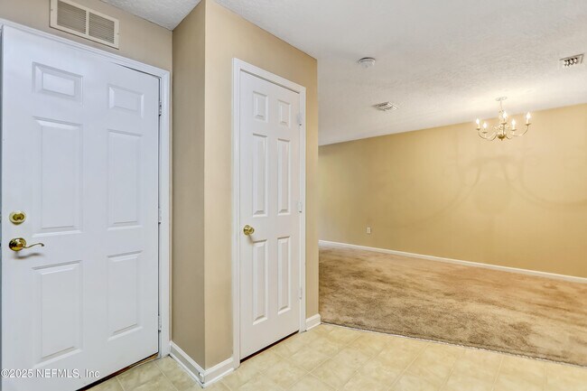 Building Photo - 8448 Kona Ave