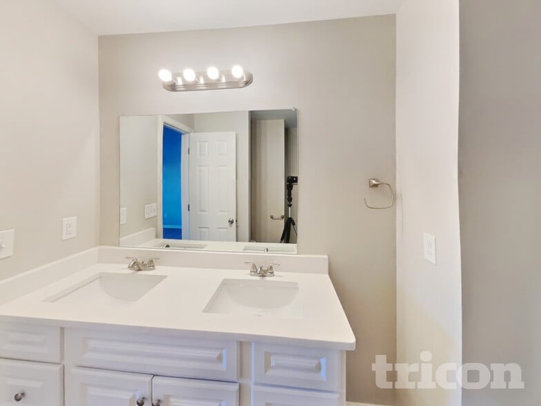 Building Photo - 3618 Jordan Mill Ct