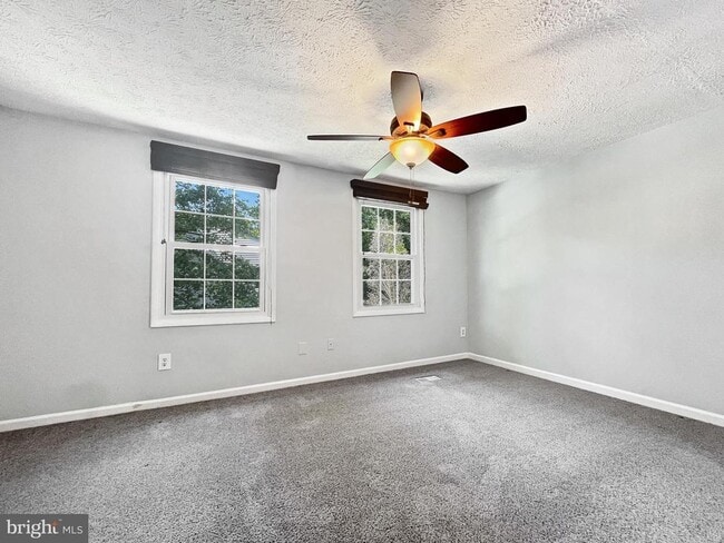 Building Photo - 8426 Red Eagle Ct