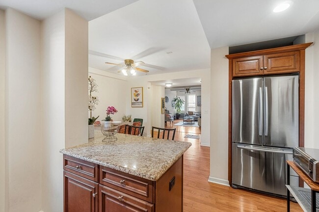 Building Photo - 50 Glenwood Ave