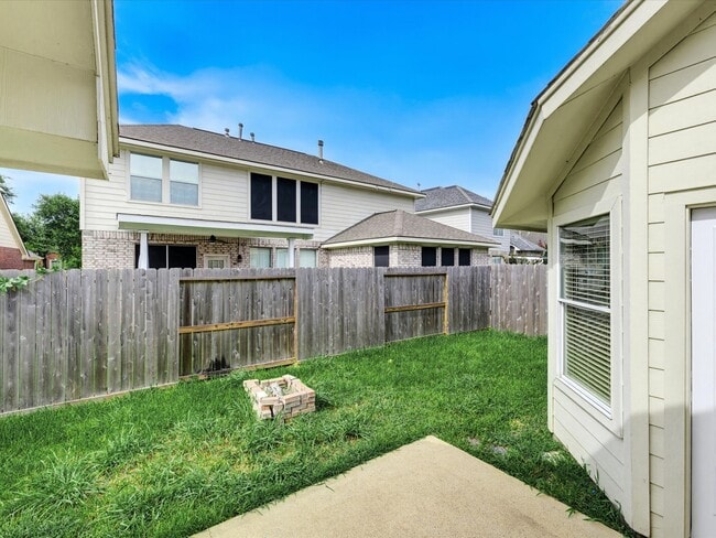 Building Photo - 4619 Schiller Park Ln