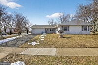 Building Photo - 55 Ember Ln