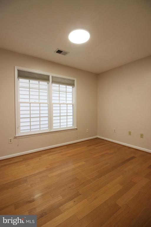 Building Photo - 243 Winter Walk Dr