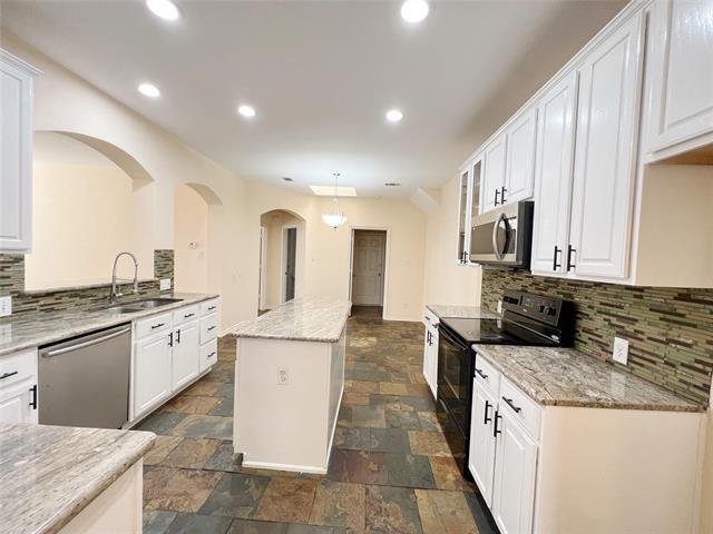 Building Photo - 8409 Catskill Ct