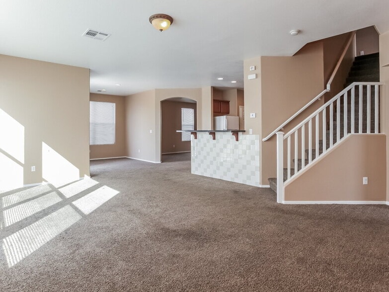 Building Photo - 1021 Equator Ave