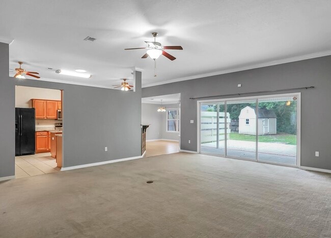 Building Photo - 5897 Saratoga Dr