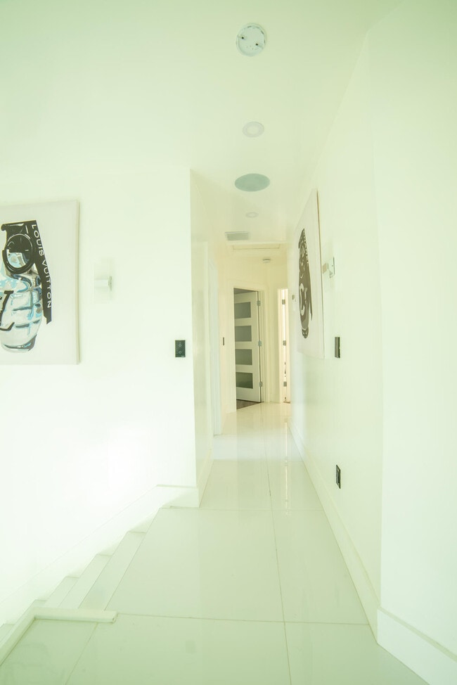 Building Photo - 4941 SW 150th Terrace