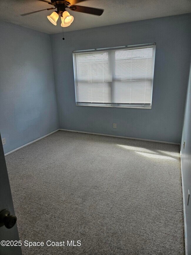 Building Photo - 955 Beechfern Ln