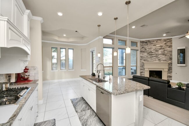 Building Photo - 16906 Dalgety Ct