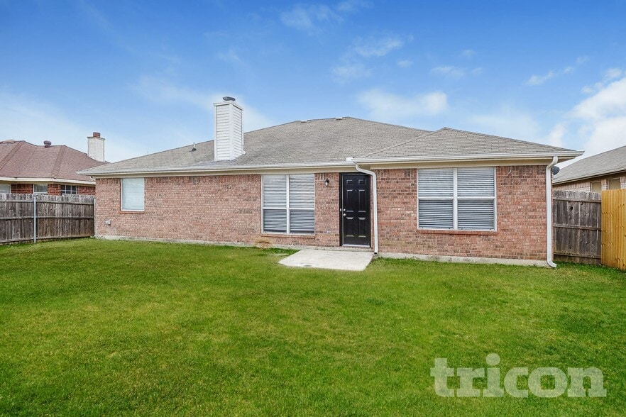 Building Photo - 516 Cambridge Dr