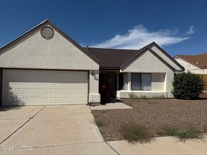 Building Photo - 4420 W Rockwood Dr