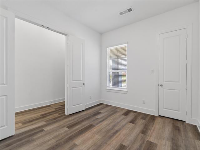 Building Photo - 422 Firecrest Ln