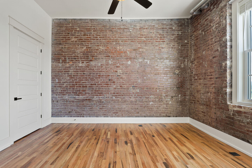 Building Photo - 211 W Colville St