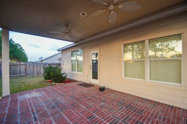 Building Photo - 4907 Trailing Clover Ct