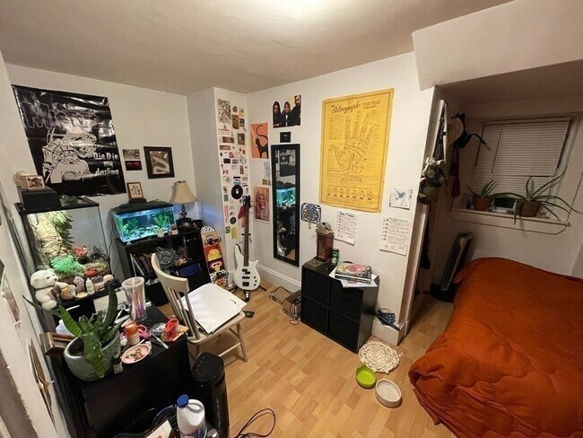 Building Photo - 26 Greylock Rd