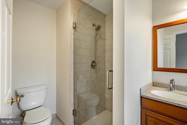 Building Photo - 124 Jeffords Ct