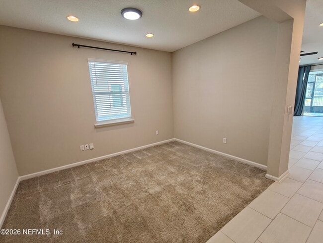 Building Photo - 1876 Amberly Dr