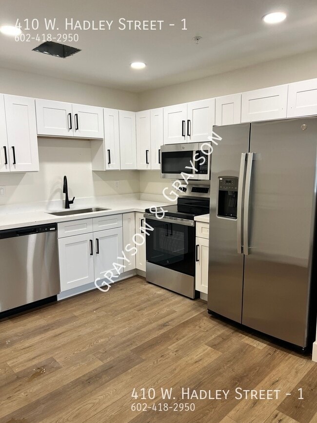 Building Photo - 410 W Hadley St