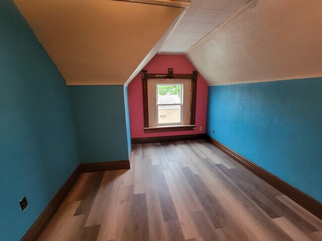 Building Photo - 2411 Harlan St