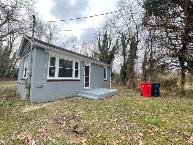 Building Photo - Adorable 1 bedroom House FOR RENT in Bridg...