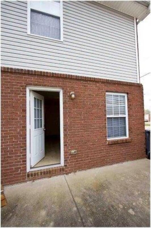 Building Photo - 299 Raleigh Dr