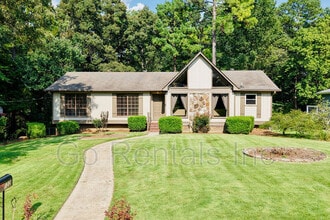 Building Photo - 122 Old Spanish Trail
