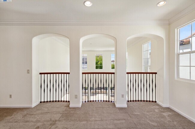 Building Photo - 2131 Chamomile Ct