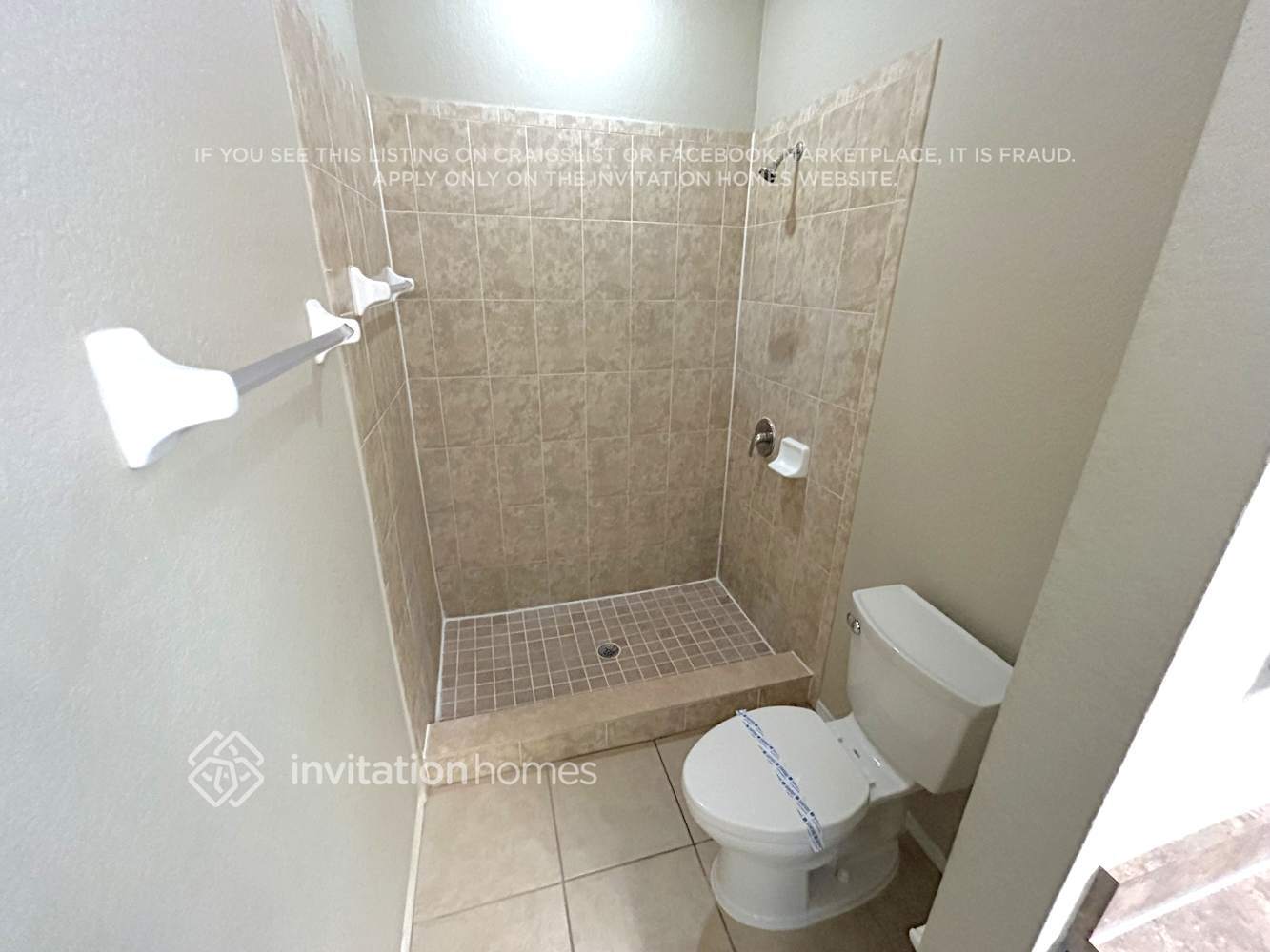 Building Photo - 6530 Evergreen Park Dr