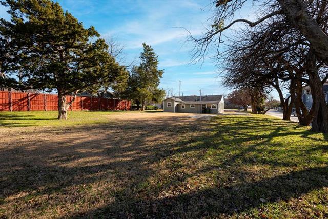 Building Photo - 801 17th St