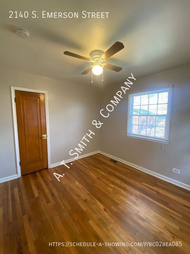 Building Photo - Denver 1 bedroom in Great Location!