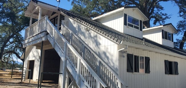 Building Photo - 8424 Silver Bridge Rd