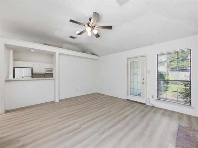 Building Photo - 2103 Overview Ln