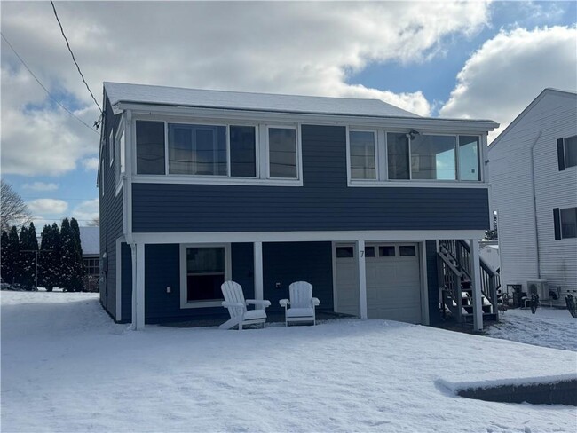 Building Photo - 7 White Cap Rd