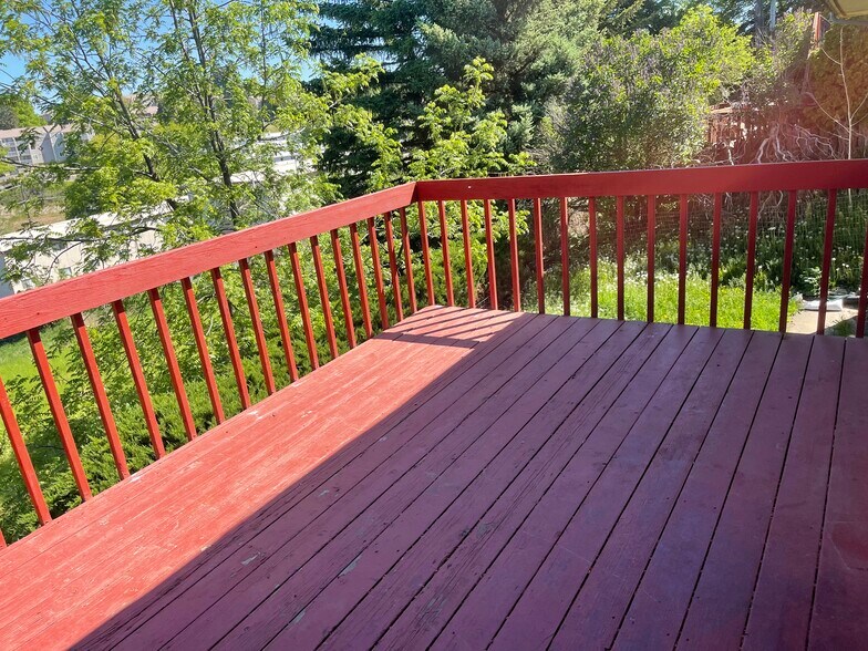 Building Photo - 1310 NE Williams St