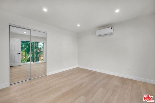 Building Photo - 10880 Tennessee Ave