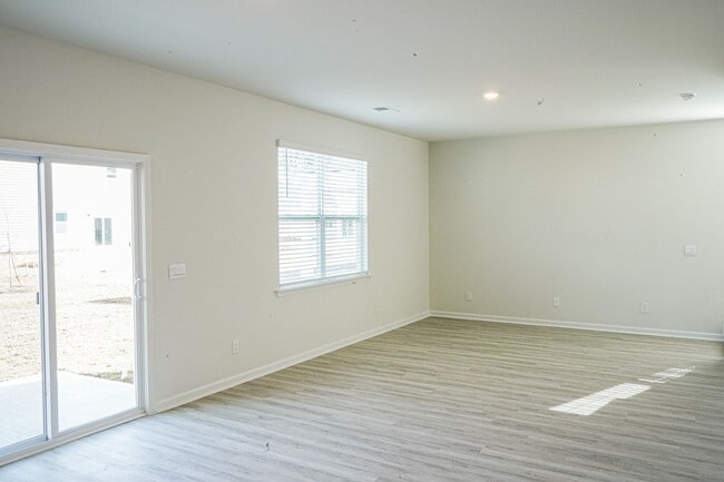 Building Photo - Available Soon!