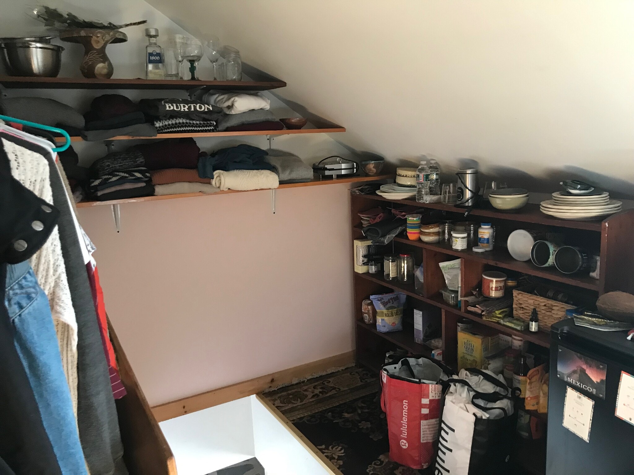 Kitchen and/or clothes storage - 657 Maple Hill Rd