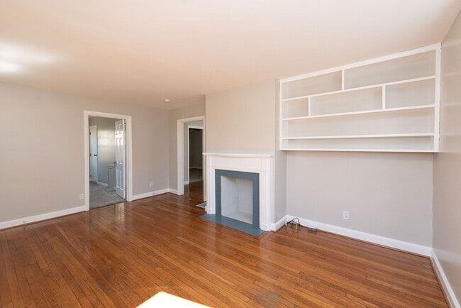 Building Photo - ANDERSON TWP- Cozy and clean 3 bed 2 bath ...